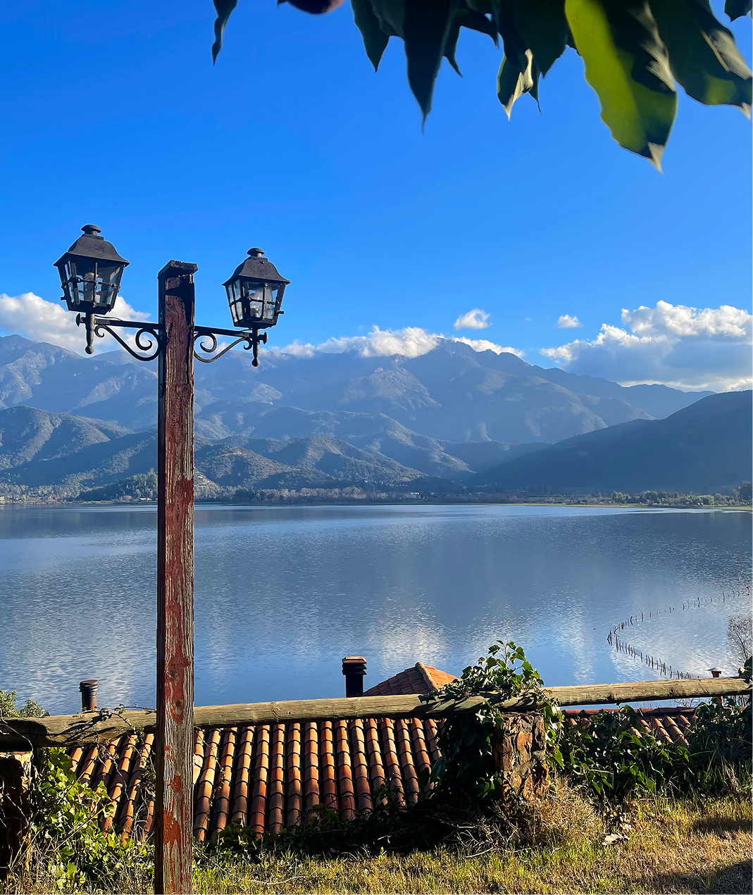 Vista de la laguna desde el refugio